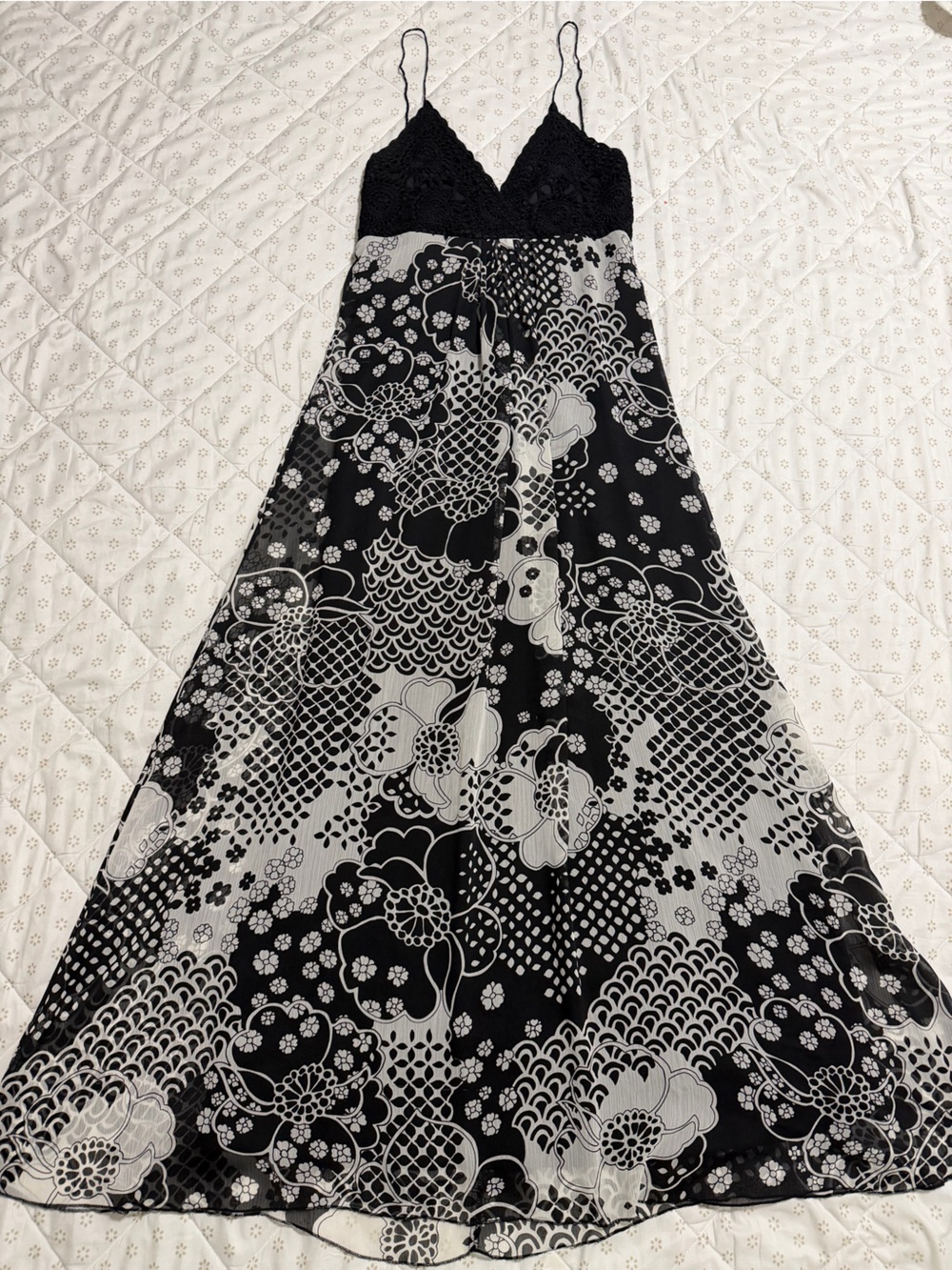 Black & White Floral Lace-Trim Kids Leggings